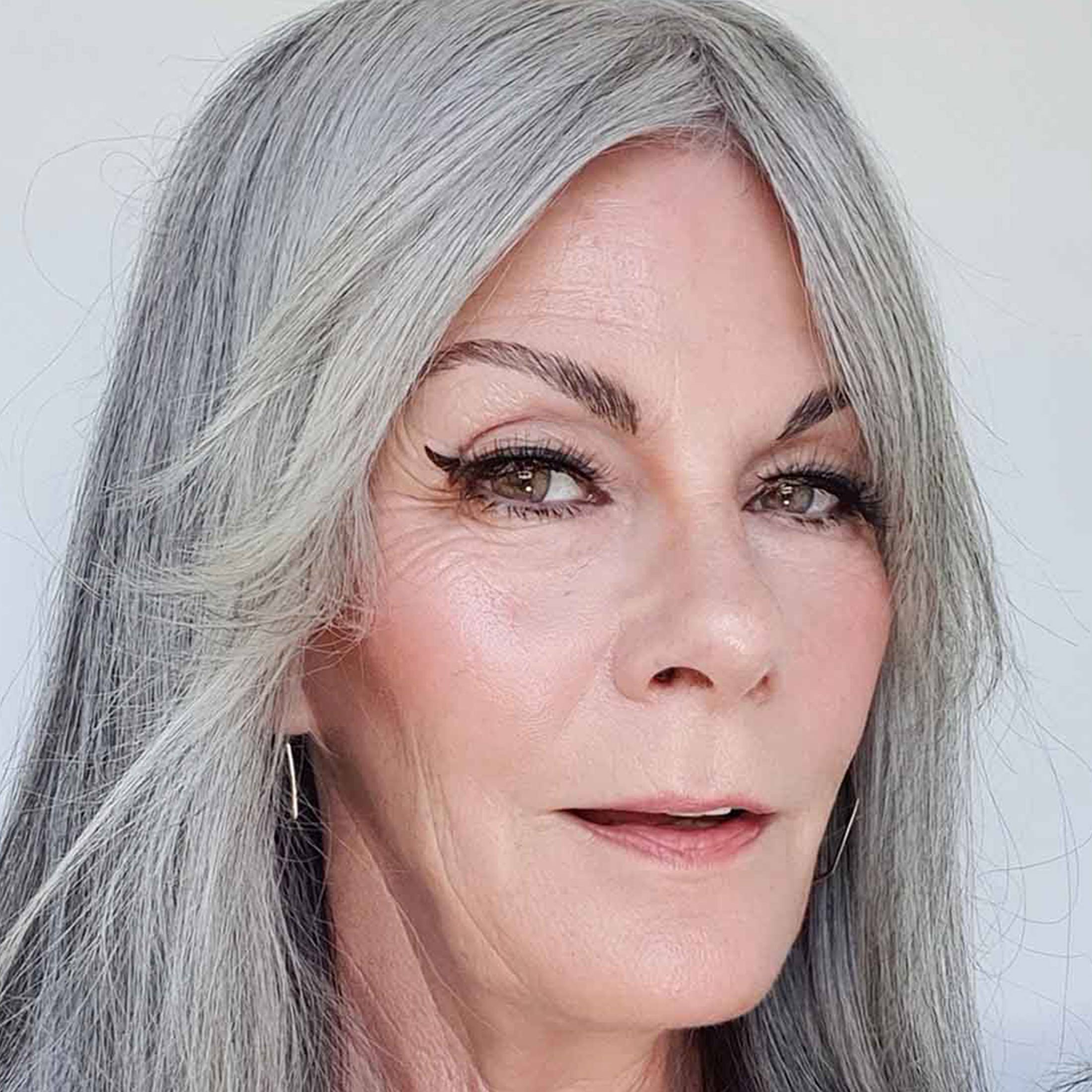 Winged Eyeliner Stamp / 4 Sizes - Intense Black - The Quick Flick - Quick Flick UK